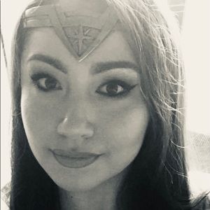 Meet your Posher, Jasmine